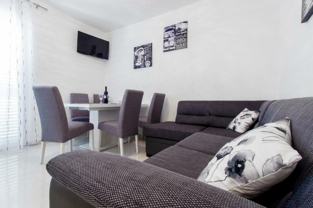 Apartmani Vesna Grebaštica Exterior foto