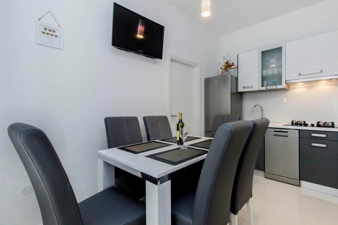 Apartmani Vesna Grebaštica Exterior foto